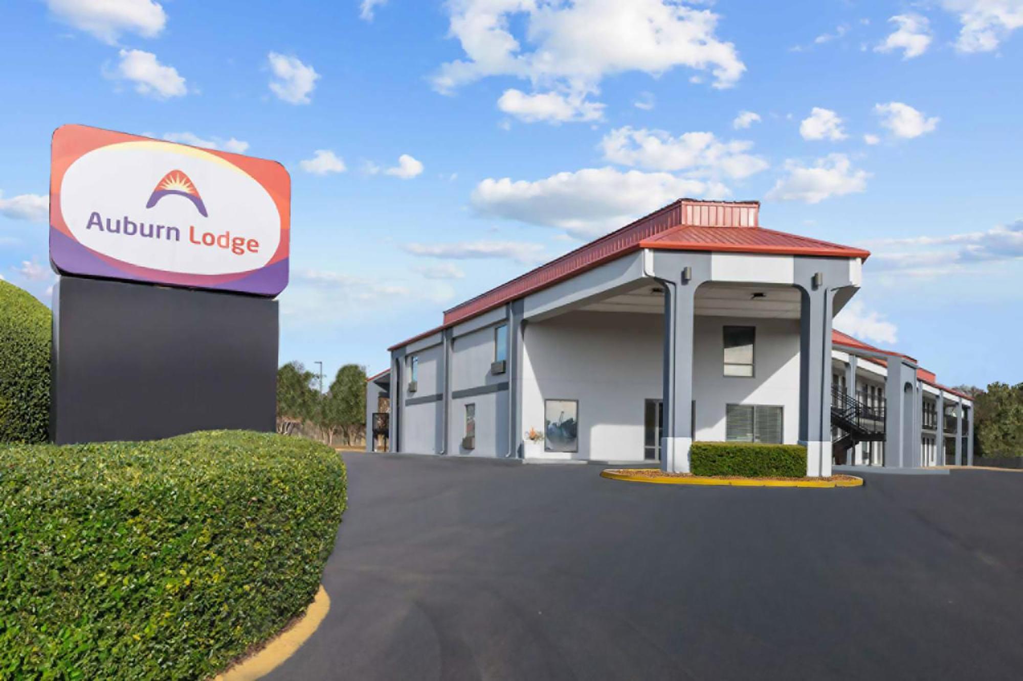 Auburn Lodge Near University Екстер'єр фото